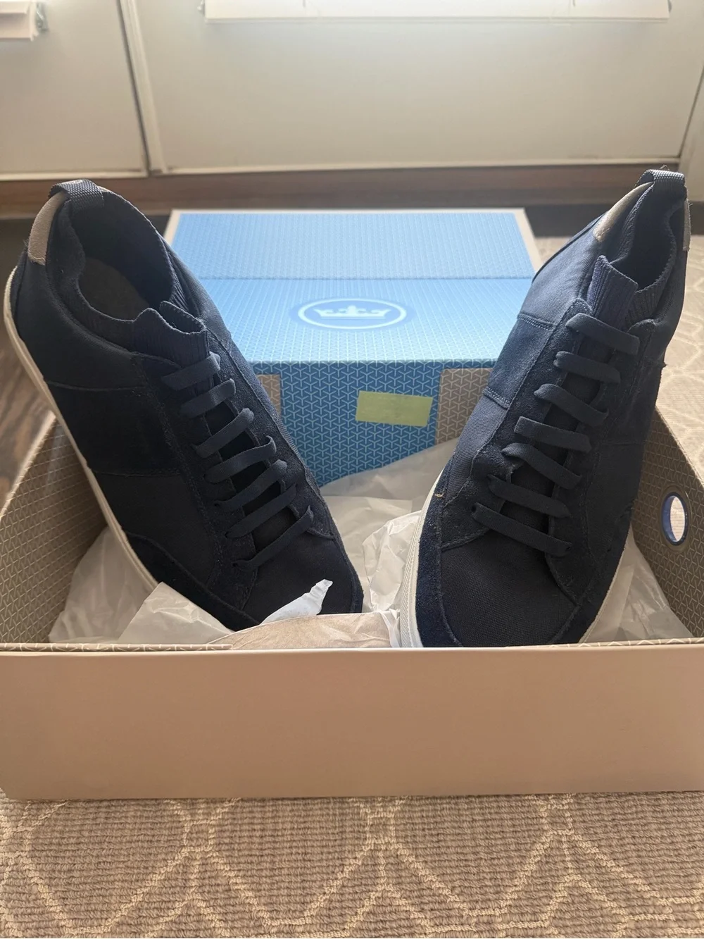 Peter Millar sleek navy